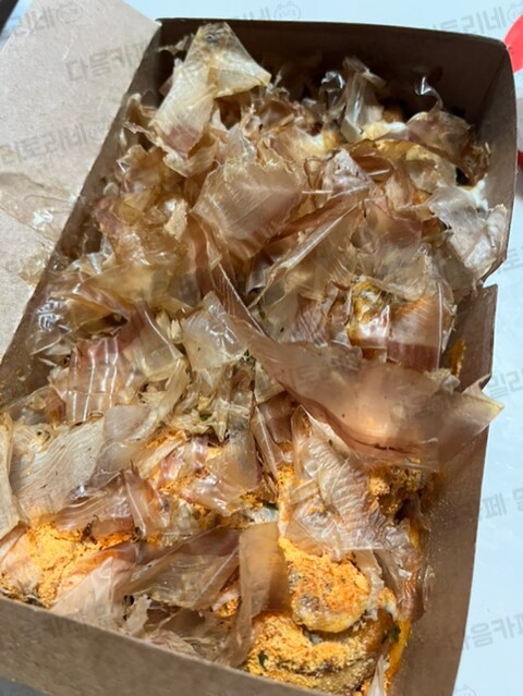 타코야키 집 사장님이 트럭 개큰걸로 바꾸셨어.jpg_19.png