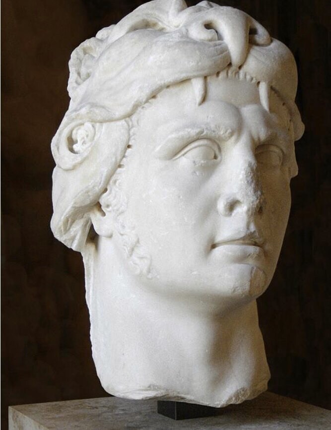 고대에 30만 대군을 양성한 튀르키예의 대왕_1.jpg