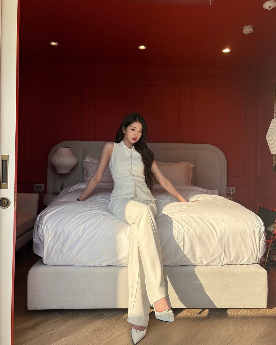 ‘럭키비키’ 장원영, 윙크 플러팅 남발... 졸음 확 깨네_4.jpg