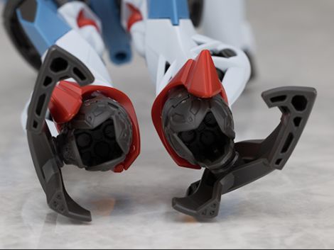 HG 1/144 지쿠악스 해외 리뷰_43.jpg