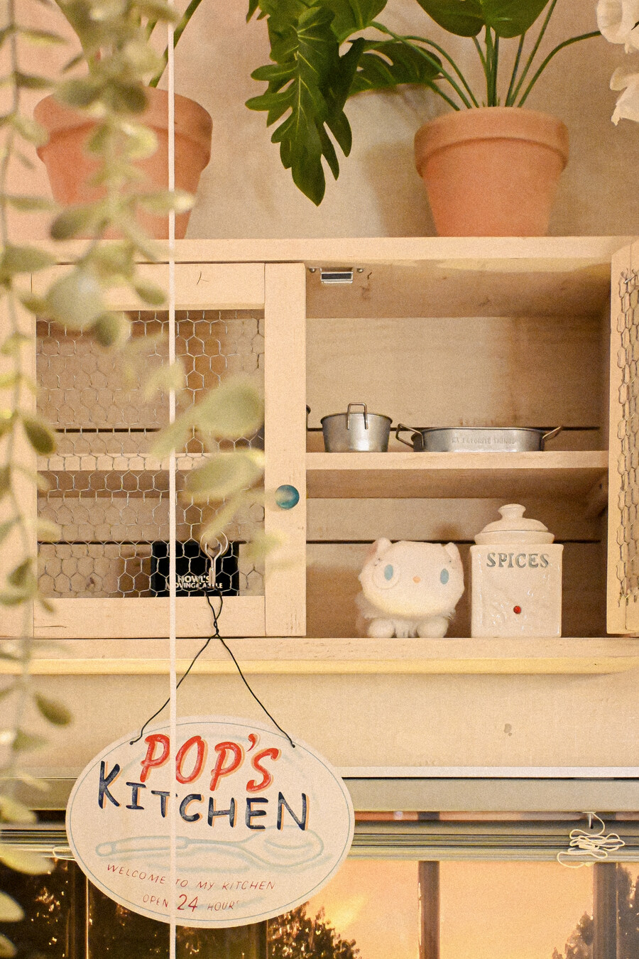 마녀배달부 키키 덕후 방_10.jpg