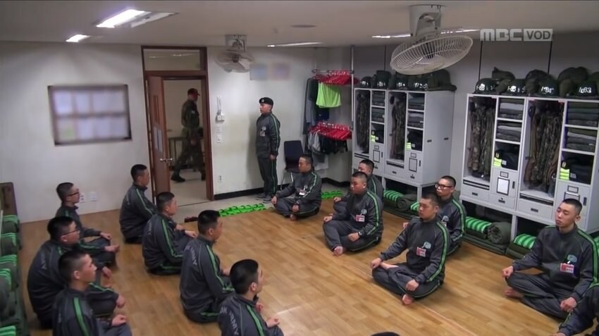 한국 아재들이 xx에서 1년 버티면 10억 미션이 어렵지 않은 이유_3.jpg