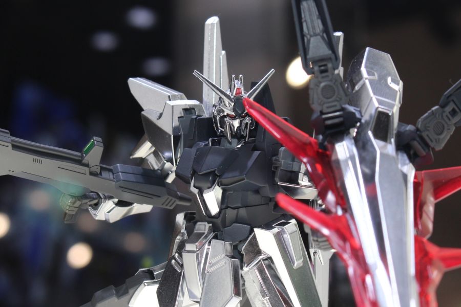 HGUC 1/144 델타 자인 전시 사진_6.jpg