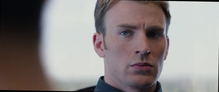 MCU) 2대 캡틴을 맡았을 때 팔콘 배우가 처음 한 생각._3.png