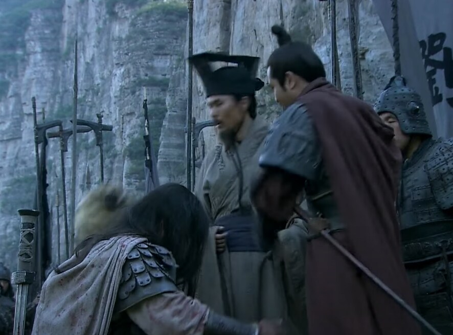 진삼국무쌍) 주인공에게 호의적이고 플러팅하는게 이상하지 않은 이유_5.png