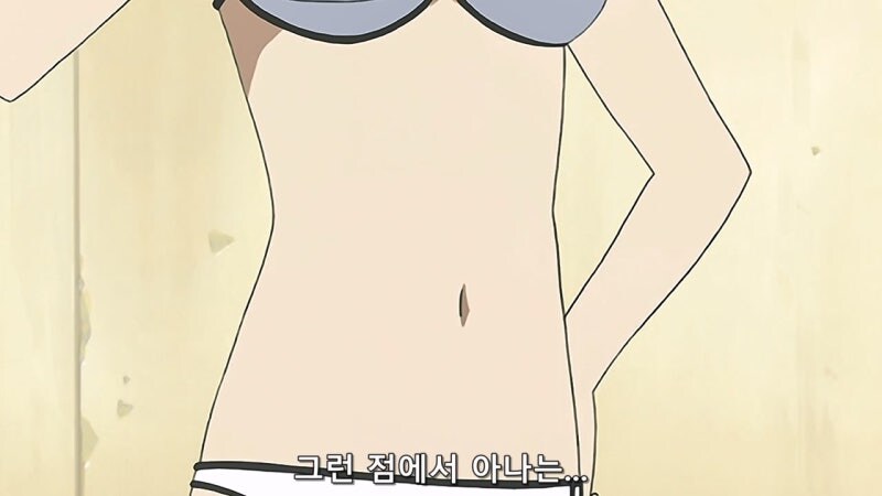 여름 바닷가에서 음란한 몸매를 과시하는 20살 전문대생_8.jpg