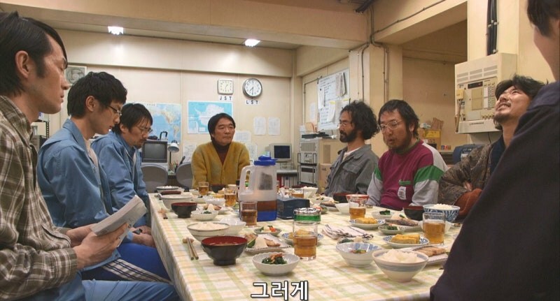 남극기지에서 남자들이 매일 생산해내는 허연액체_16.jpg