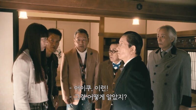 학창시절에 썼던 흑역사가 아직도 굴러다니는걸 알게된 형사아저씨_6.jpg