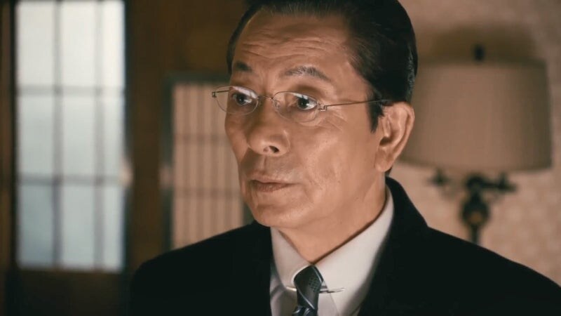 학창시절에 썼던 흑역사가 아직도 굴러다니는걸 알게된 형사아저씨_22.jpg