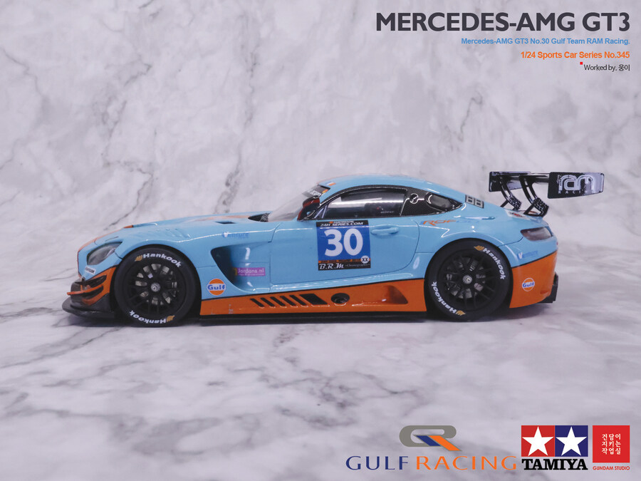 1/24 Mercedes Benz AMG-GT3 No.30 Gulf Racing_6.jpg