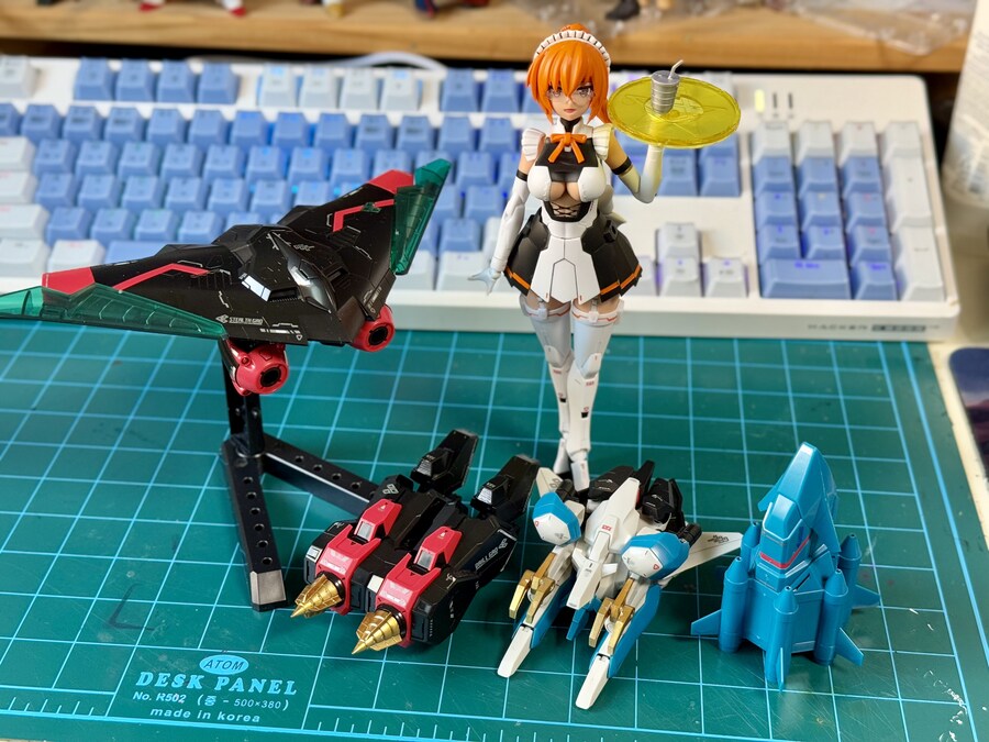 [고토부키야] 가오파이가걸에 사제습식 데칼을 붙여봤습니다._2.jpg