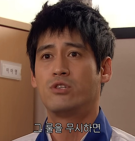 아무리 드라마라지만 지금봐도 너무 이상한 드라마_21.jpg