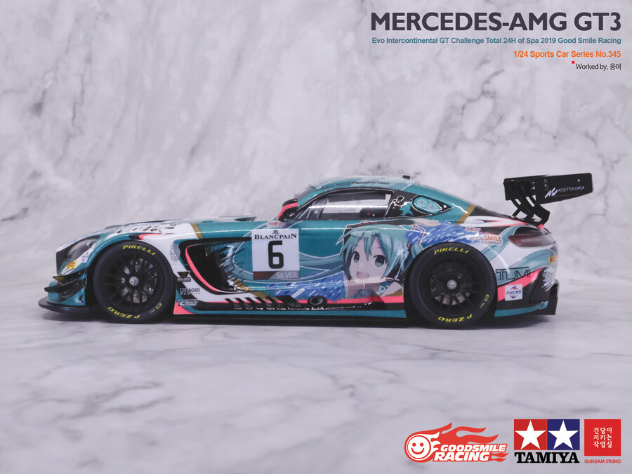 1/24 Mercedes AMG-GT3 Evo GoodSmileRacing_7.jpg