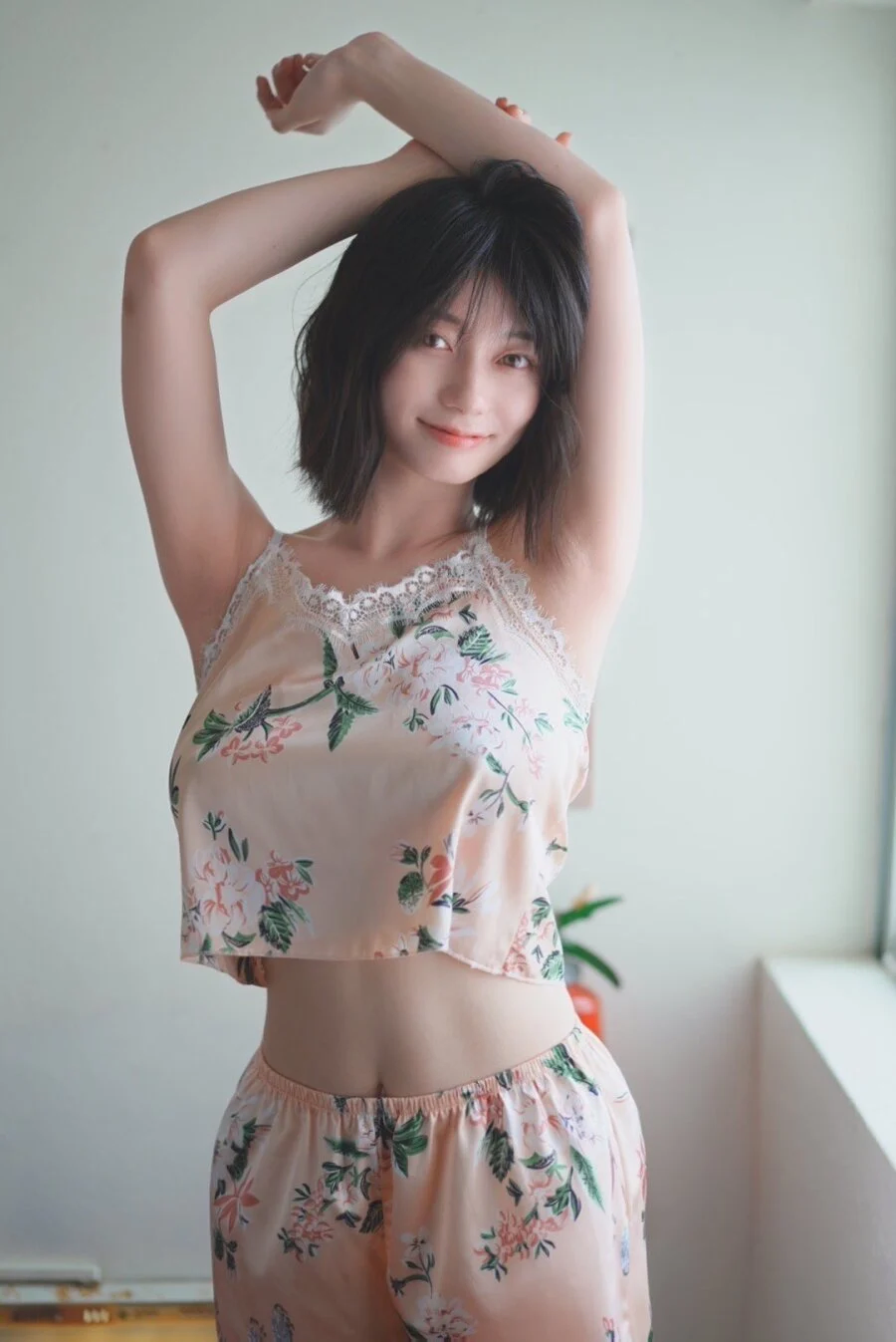 3일전 데뷔한 AV배우.JPG_3.webp