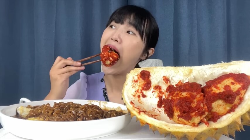 편식이 심하다는 댓글에 긁힌 유튜버.jpg_5.png