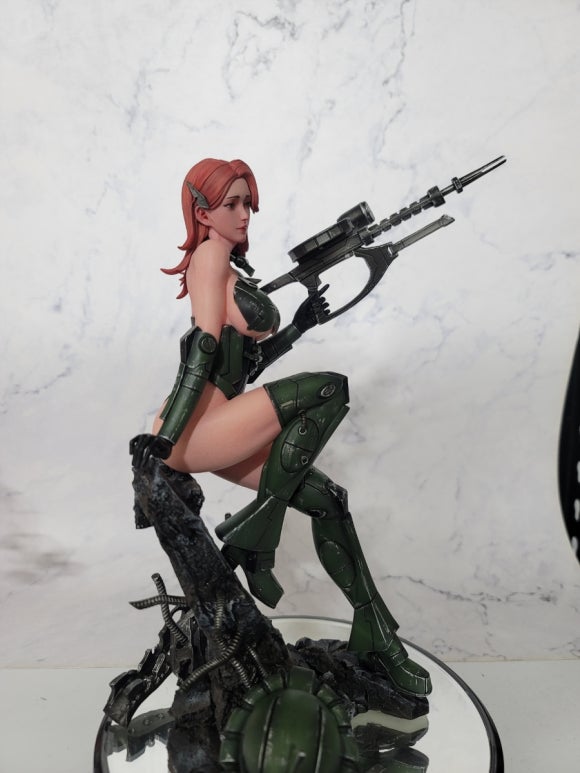 1/6 자쿠 코스프레 여성 레진피규어 완성_7.jpg
