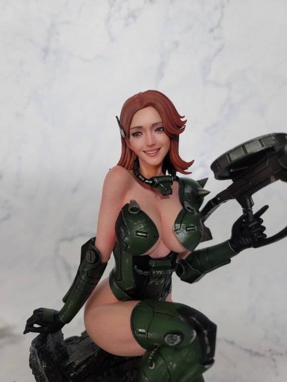1/6 자쿠 코스프레 여성 레진피규어 완성_9.jpg