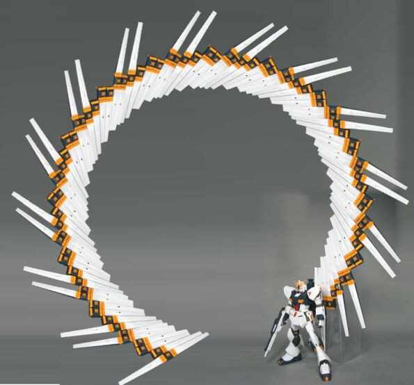 건담}??? : 무인병기 왜안씀_4.jpg