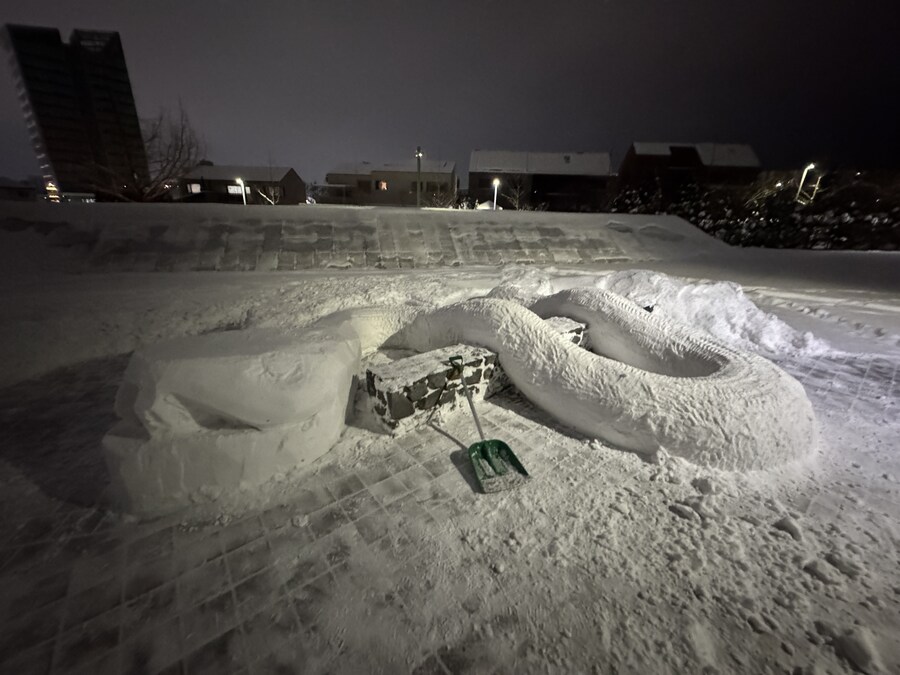 2025년 올해는 눈뱀을 빚어 보았습니다._5.jpg