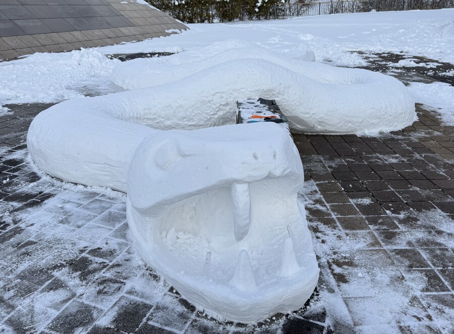 2025년 올해는 눈뱀을 빚어 보았습니다._7.png