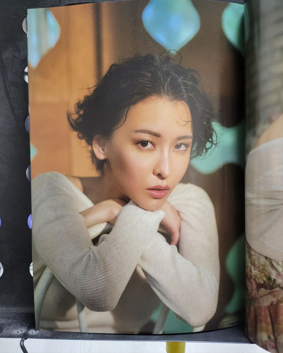 나츠키 세나 사진집 SILK of the MOON_10.jpg