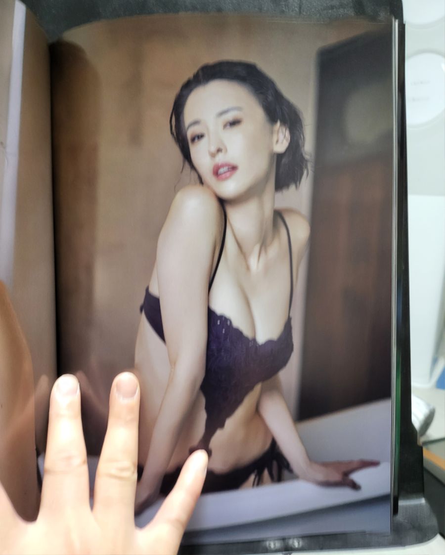 나츠키 세나 사진집 SILK of the MOON_33.jpg