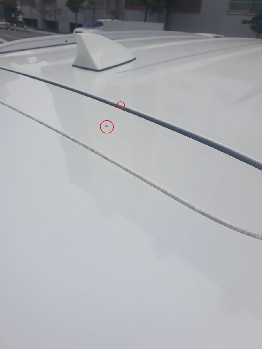 아파트 도색 중 제 차에 페인트가 몇 방울 튀었습니다...._3.jpg