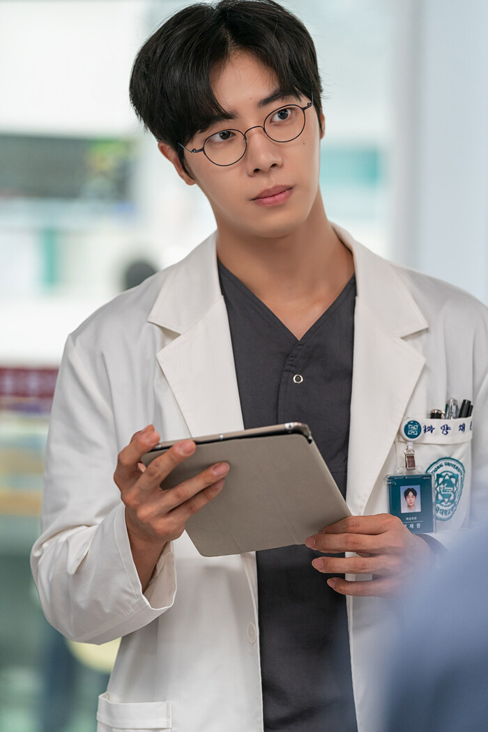 대한민국의 1세대 모델로서 꽤나 유명했었다는 배우 추영우의 아버지_11.jpg