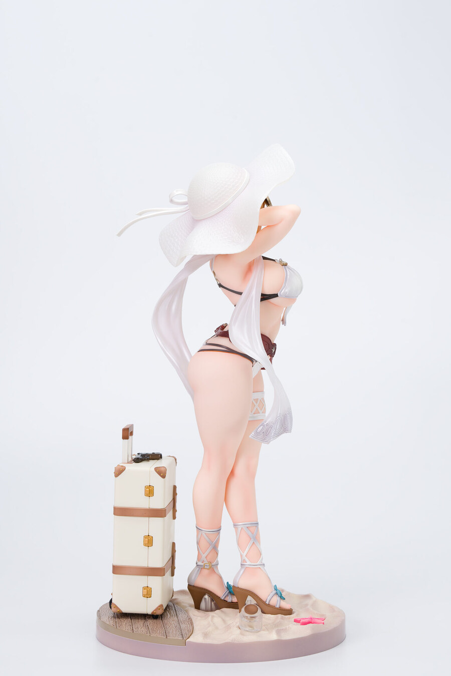 평범한 라이자 일러레 피규어_5.jpg