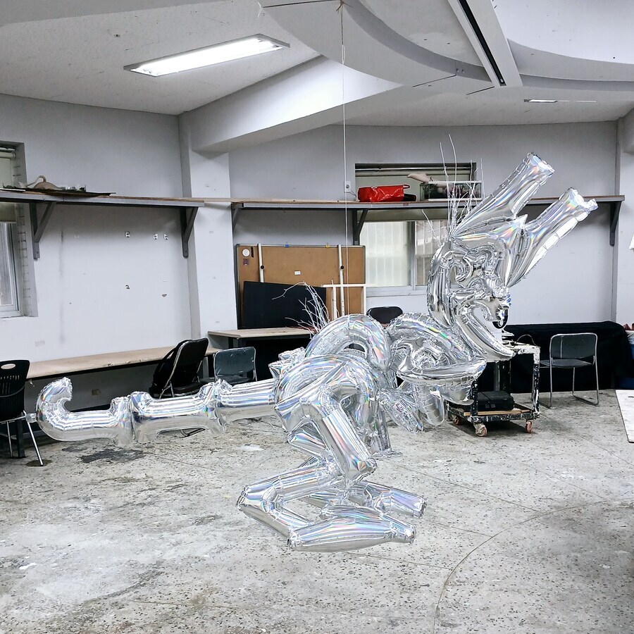 풍선으로 티라노를 만든 유게이_3.jpg