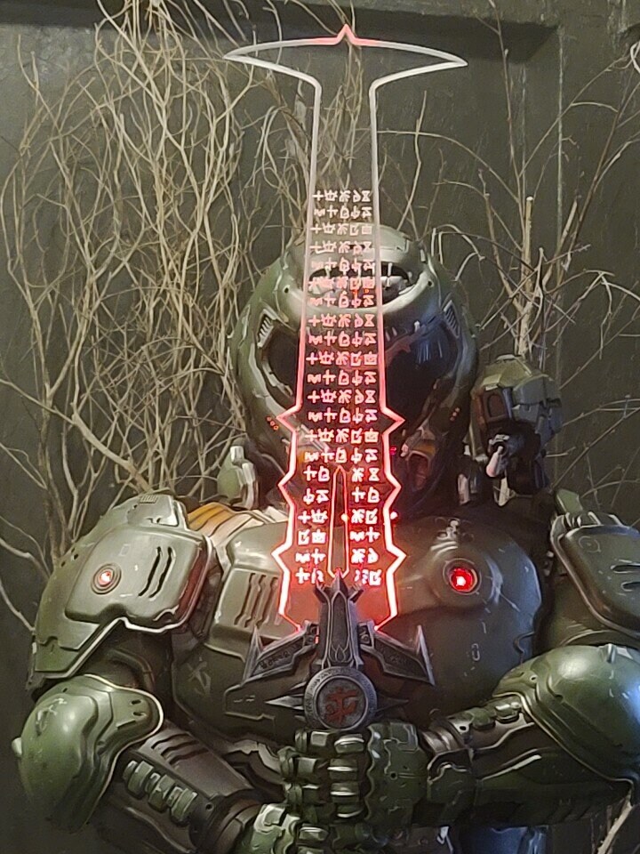 코스프레 2025년 둠 다크에이지 준비중_2.jpg