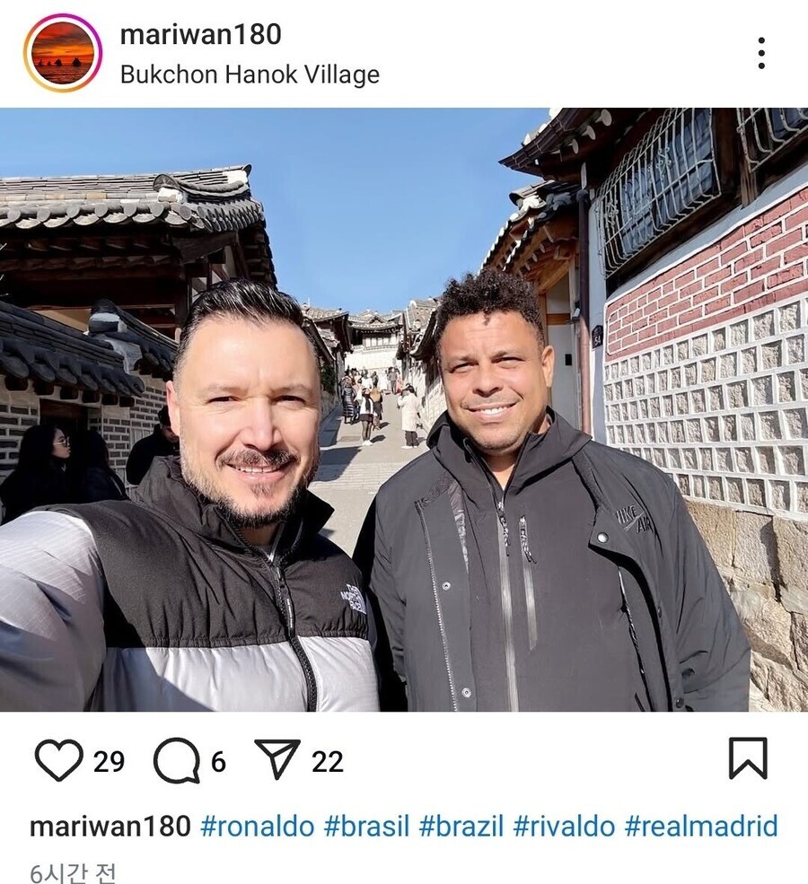 축구 레전드 브라질 호돈신이 최근 방한했었는데 잘 알려지지 않았던 이유_2.jpg