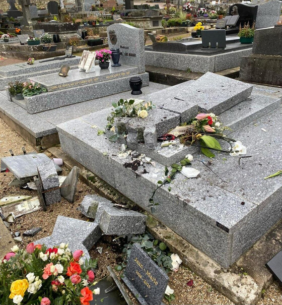 프랑스 극우계의 대부 근황_2.jpg