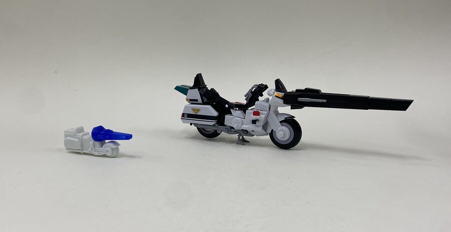 용자 식완 30년 차이 feat.로봇수사대 K-캅스 화이어 제이데커_5.jpg