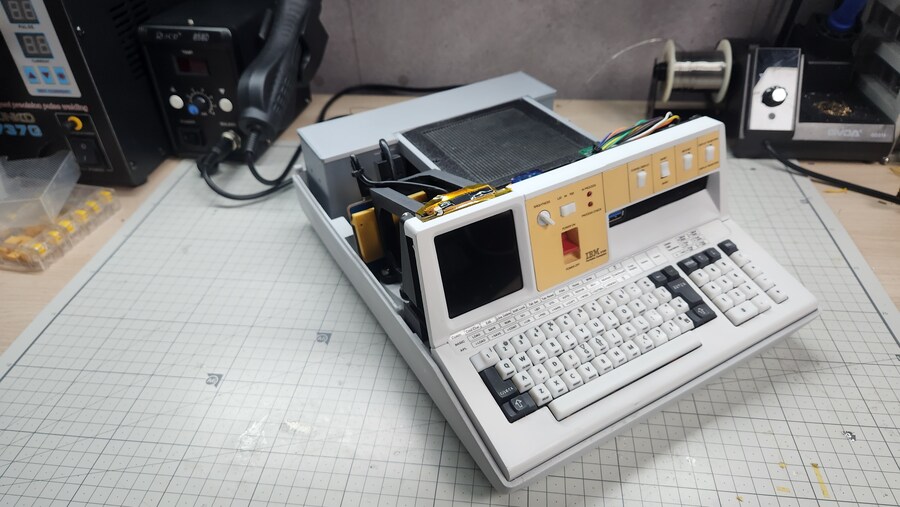 1/2사이즈 IBM5100 미니 PC 케이스를 만들어 봤습니다._24.jpg