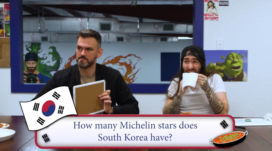 한국 음식 티어 정리 하는 미국 유튜버_44.jpg