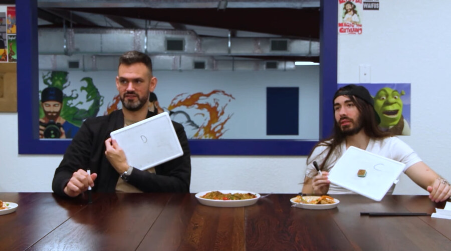 한국 음식 티어 정리 하는 미국 유튜버_55.jpg