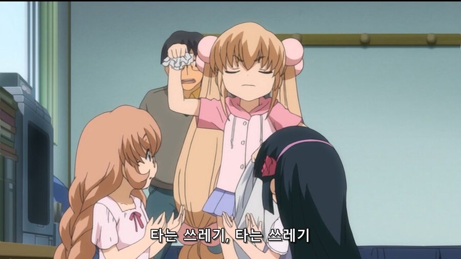 여학생이 여선생에게 암컷으로서 패배하는 만화_11.jpg