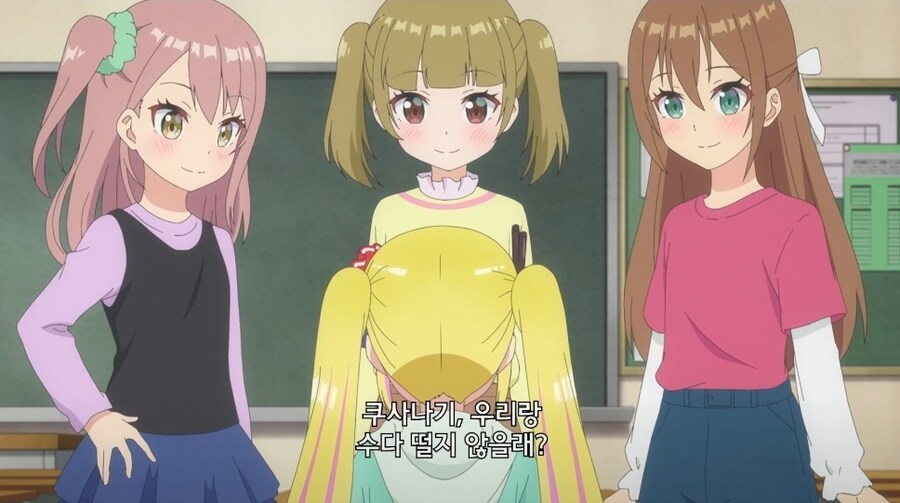 전학오자마자 반 전체를 휘어잡은 여초딩.jpg_12.jpg