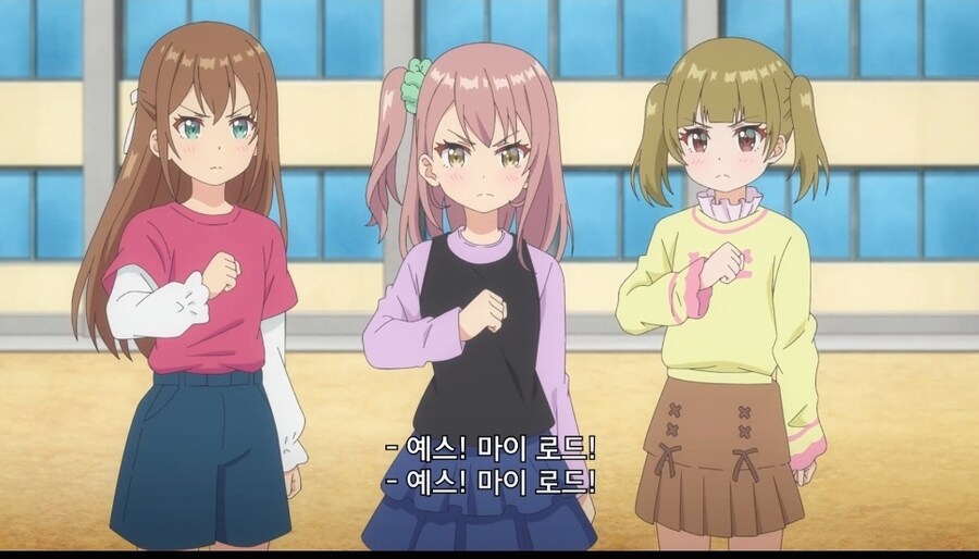 전학오자마자 반 전체를 휘어잡은 여초딩.jpg_40.jpg