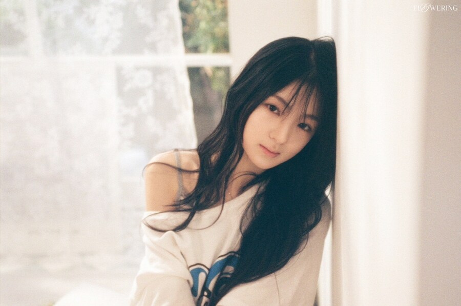 규빈 첫 미니 앨범 [Flowering] 2차 콘셉트 포토.jpg_3.jpg