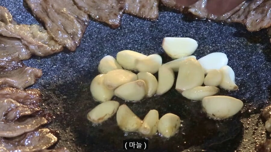 -5°C에 텐트에서 한국식 바베큐 하겠다는 외국인_5.jpg