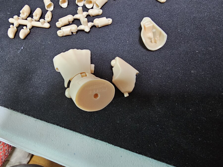 염가판의 미덕 그 자체 아티스트 서포트 아이템 1/2 핸드 모델_9.jpg