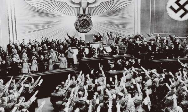 가끔 트럼프 실드친다고 민주당 끌고오는 애들이 잊어먹는 건_5.jpg