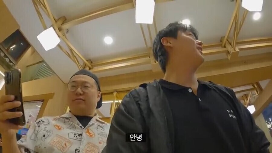 중국에서 14년을 산 유튜버도 난생 처음 보고 신기했던 일_1.jpg