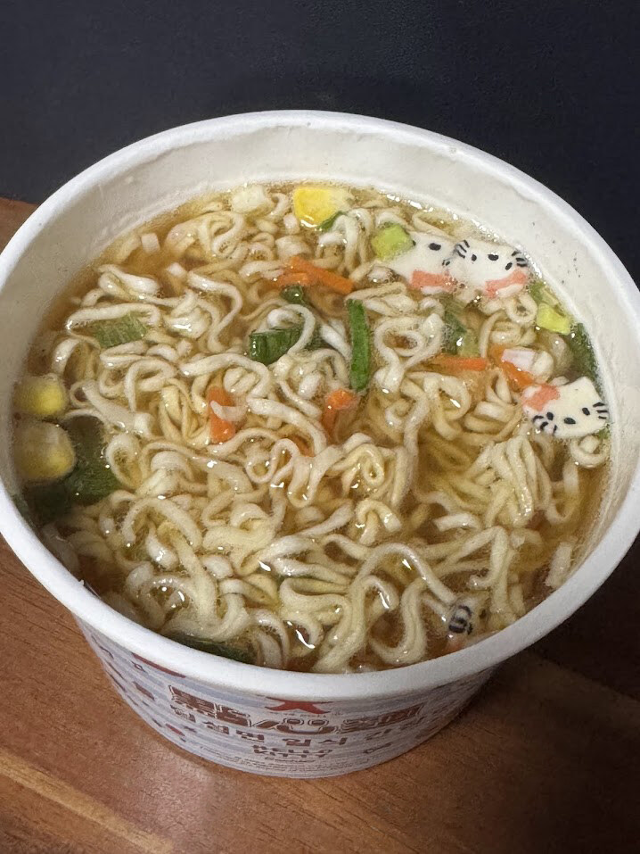 일제완탕으로 착각하고 사먹은 중국산컵라면_6.jpg