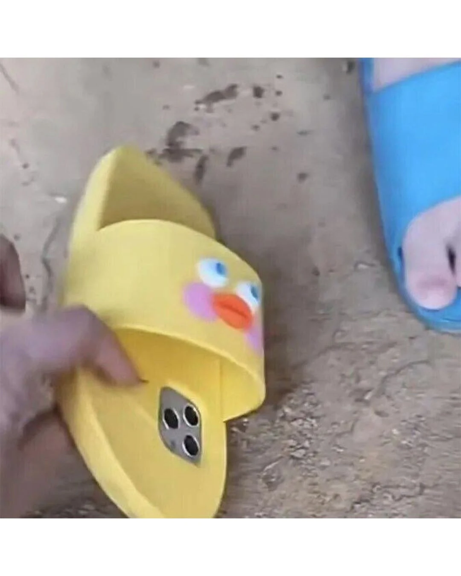 아들의 짝짝이 슬리퍼를 보고 오열한 어머니_2.webp