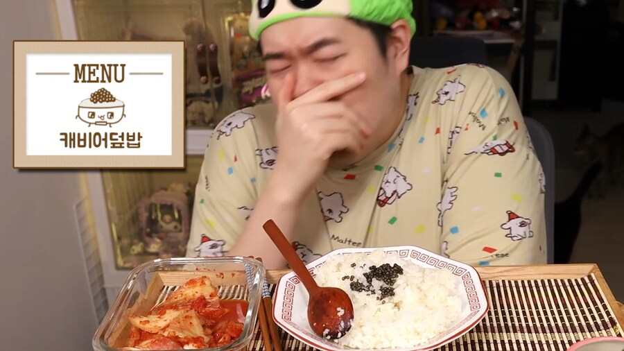 인생 첫 캐비어 먹방 하는 유튜버.jpg_57.png
