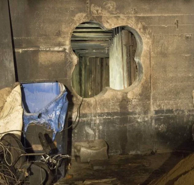 터널 뚫고 1000만 달러이상 훔친 도둑.jpe_2.webp