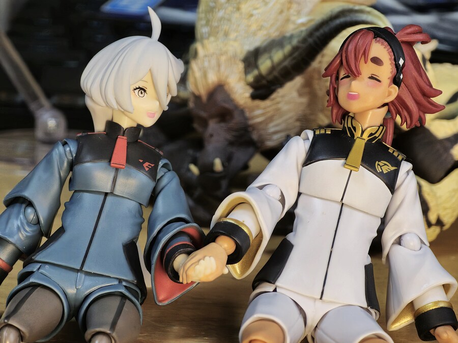 몬스터헌터) 어제 온 라잔 피규어_15.jpg